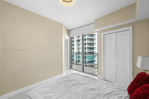 350 S Miami Avenue Miami FL 33130