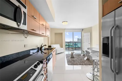 350 S Miami Avenue Miami FL 33130