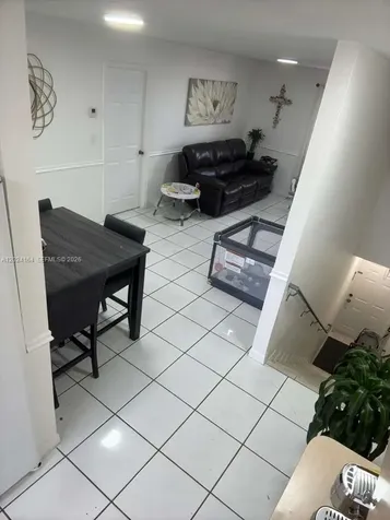 3514 W 76th Street Hialeah FL 33018