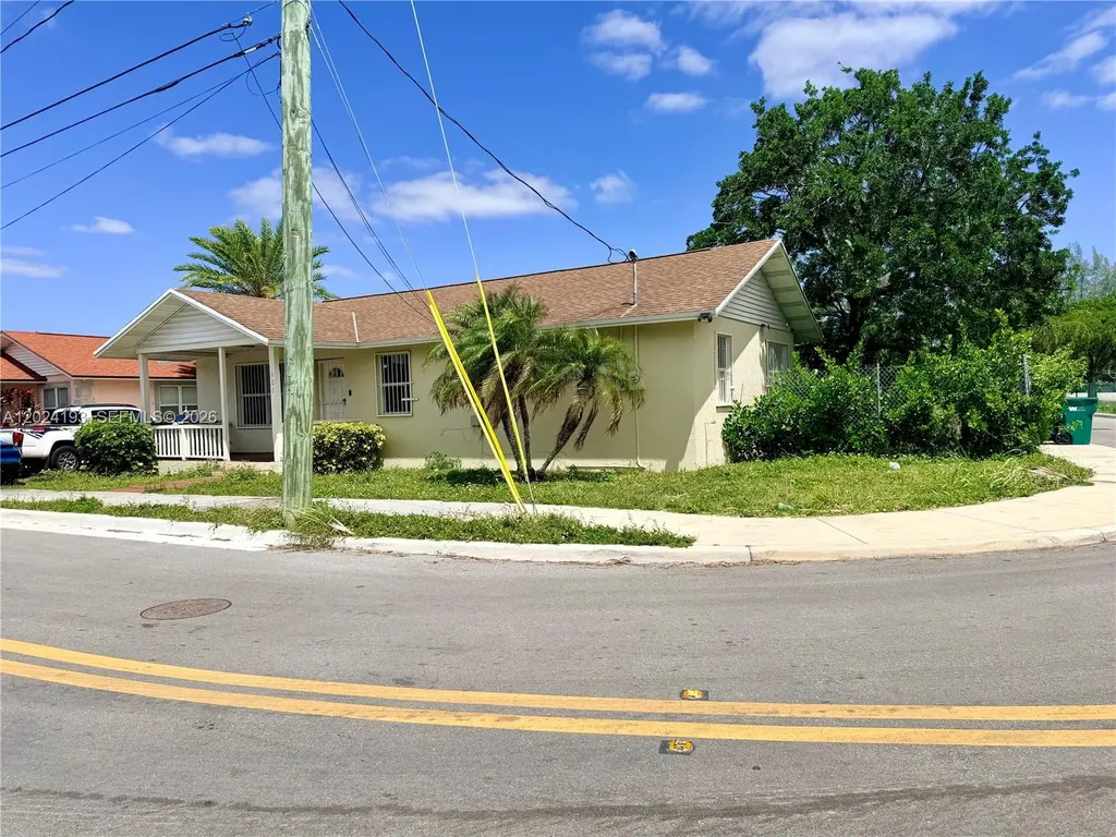 408 NW 12th Street Florida City FL 33034