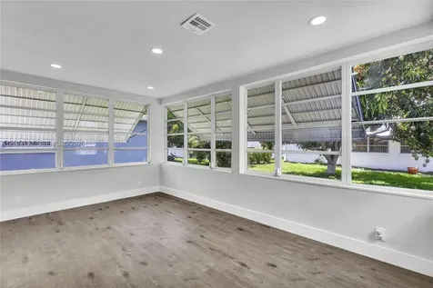 8521 NW 57th Court Tamarac FL 33321