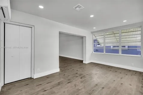 8521 NW 57th Court Tamarac FL 33321