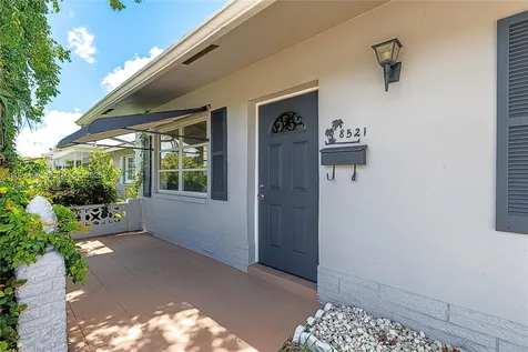 8521 NW 57th Court Tamarac FL 33321