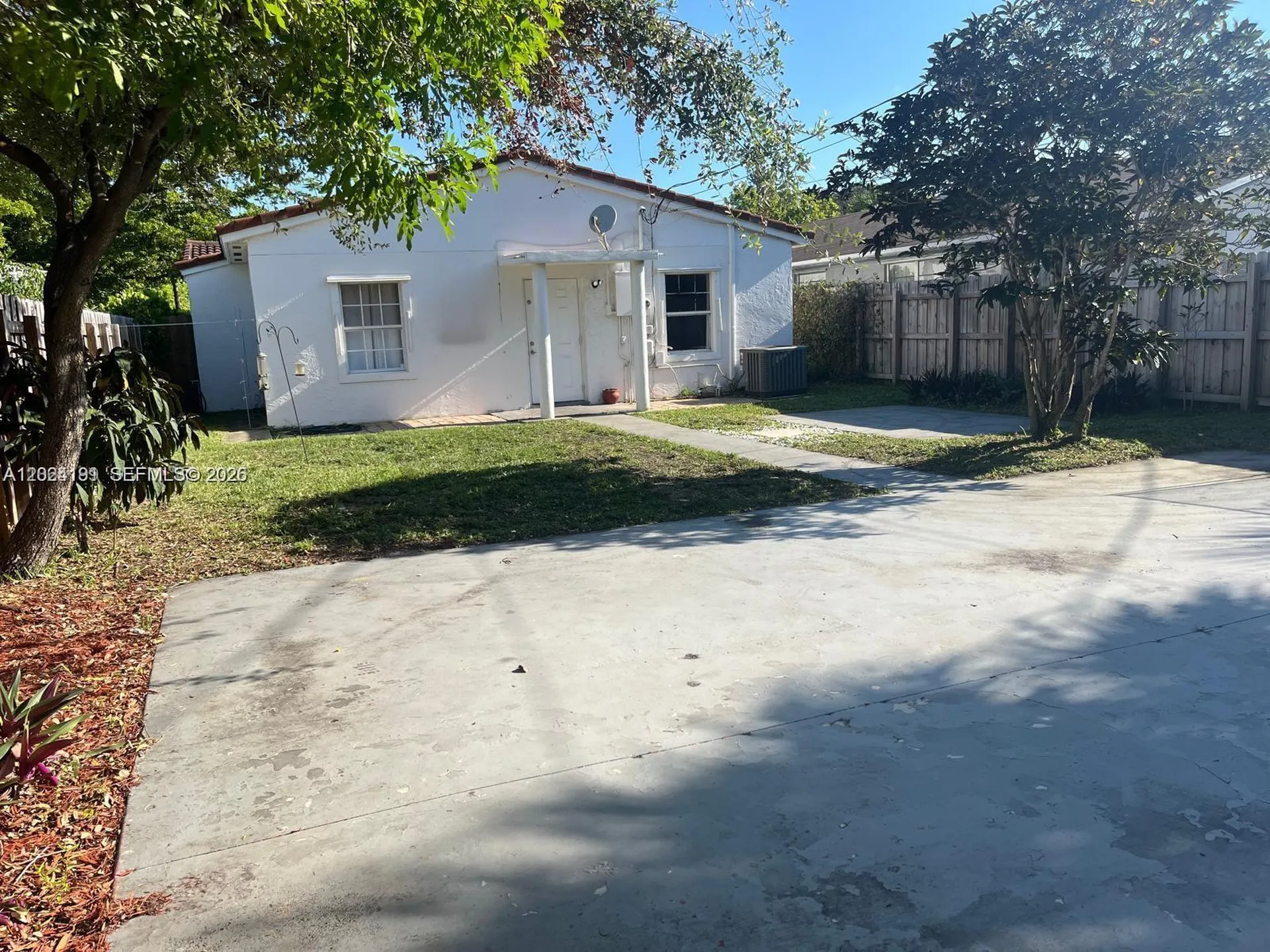 1912 Taylor Street Hollywood FL 33020