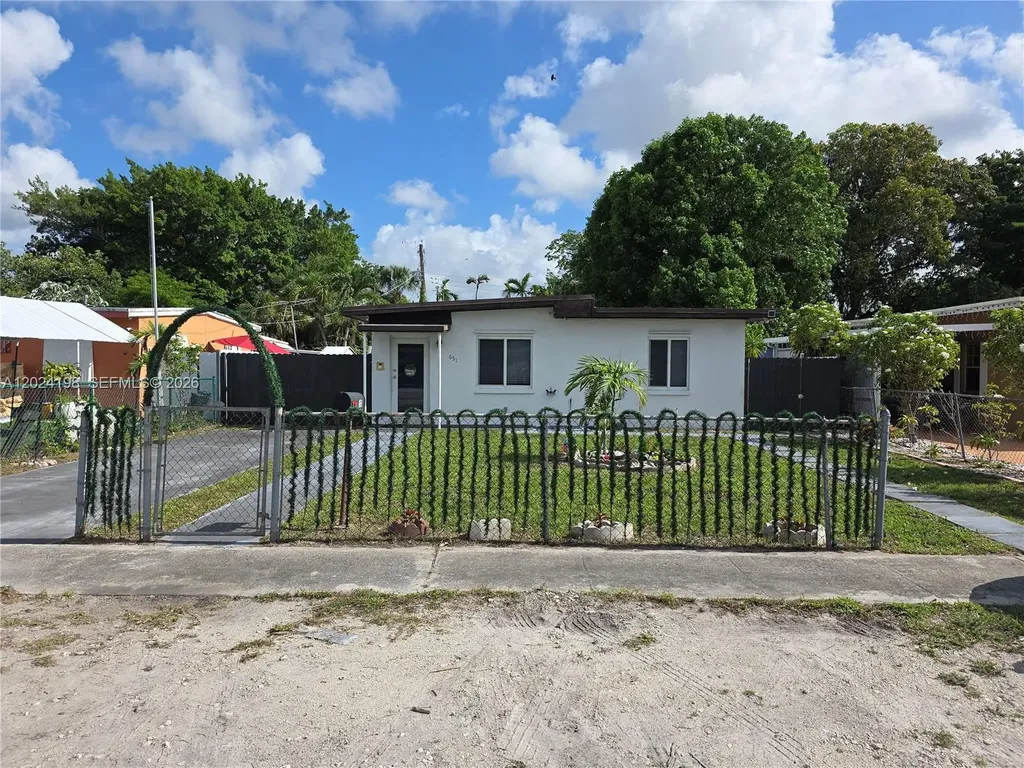 651 E 48th Street Hialeah FL 33013