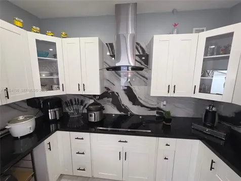 651 E 48th Street Hialeah FL 33013