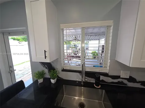 651 E 48th Street Hialeah FL 33013