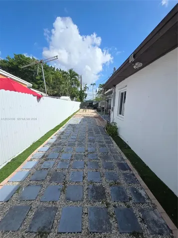 651 E 48th Street Hialeah FL 33013