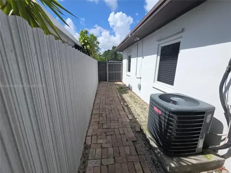 651 E 48th Street Hialeah FL 33013