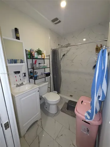 651 E 48th Street Hialeah FL 33013