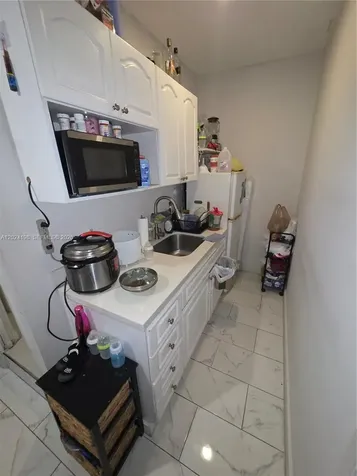 651 E 48th Street Hialeah FL 33013