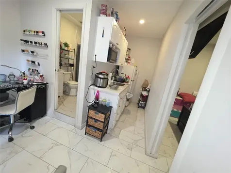 651 E 48th Street Hialeah FL 33013