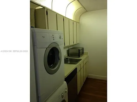8260 SW 210th Street Cutler Bay FL 33189