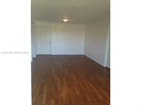 8260 SW 210th Street Cutler Bay FL 33189
