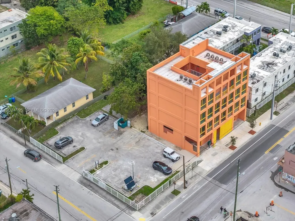 123 NW 14th Street Miami FL 33136