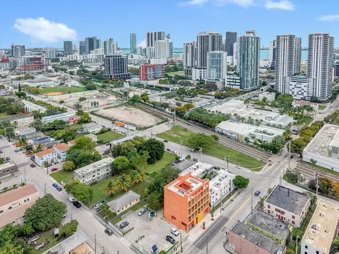 123 NW 14th Street Miami FL 33136