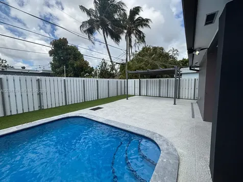 8460 NW 21st Street Sunrise FL 33322