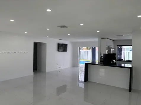 8460 NW 21st Street Sunrise FL 33322
