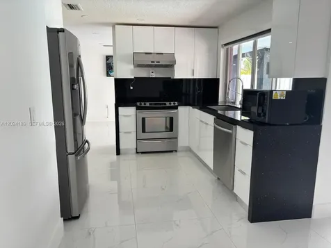 8460 NW 21st Street Sunrise FL 33322