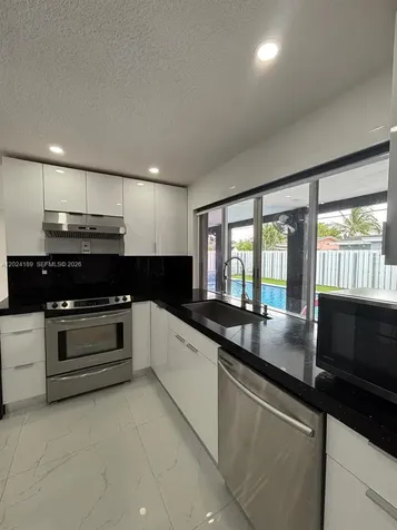 8460 NW 21st Street Sunrise FL 33322