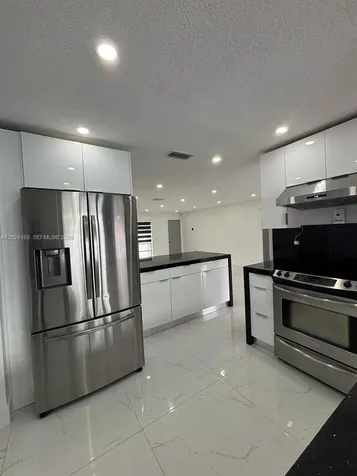 8460 NW 21st Street Sunrise FL 33322