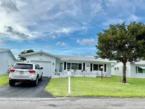 8225 NW 12th Court Plantation FL 33322