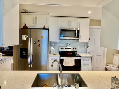 8225 NW 12th Court Plantation FL 33322