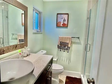 8225 NW 12th Court Plantation FL 33322