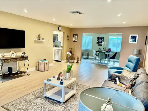 8225 NW 12th Court Plantation FL 33322