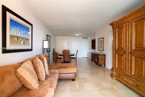 9066 SW 73rd Court Miami FL 33156