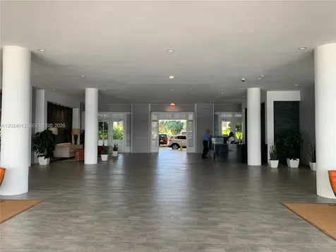 800 West Avenue Miami Beach FL 33139