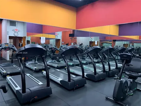 800 West Avenue Miami Beach FL 33139
