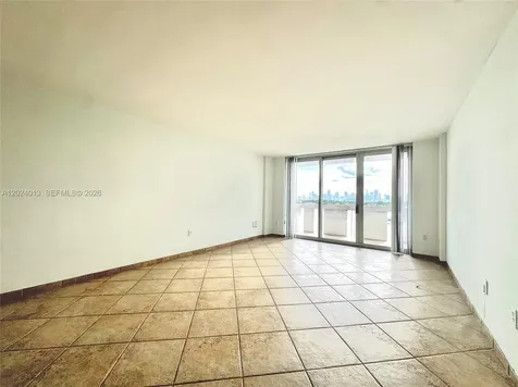800 West Avenue Miami Beach FL 33139