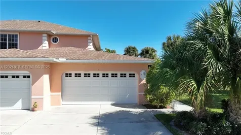 19999 Lake Vista Circle Lehigh Acres FL 33936