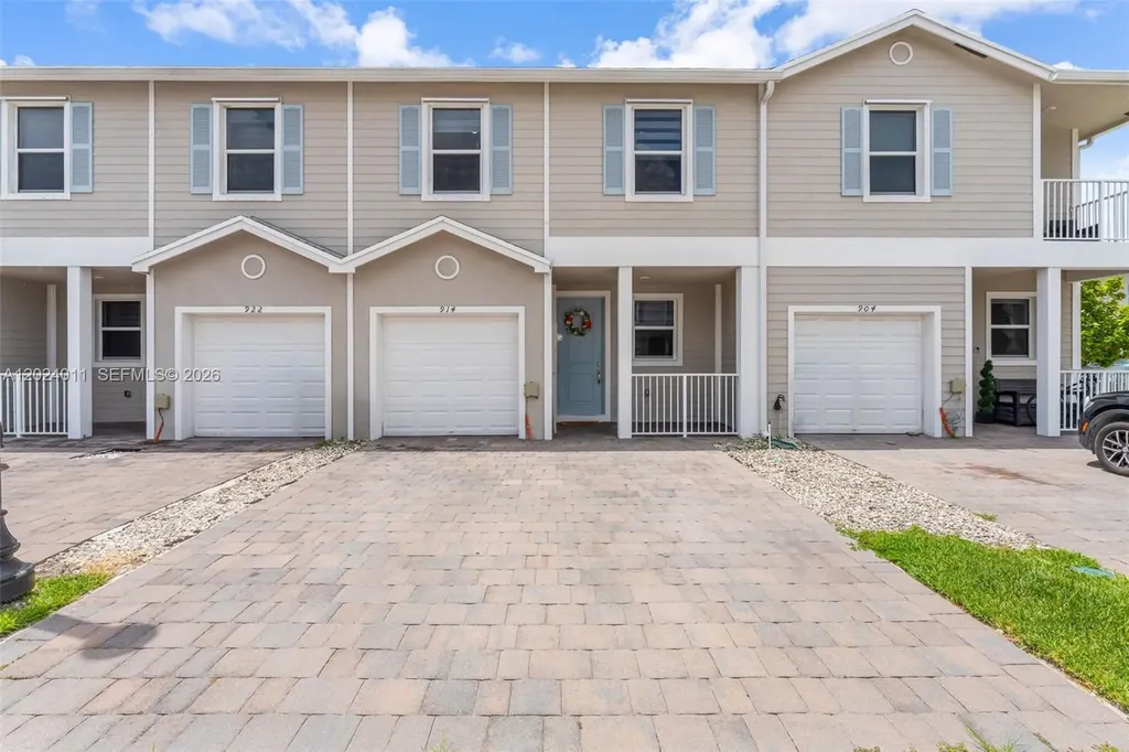 914 SE 18th Street Homestead FL 33034