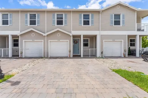 914 SE 18th Street Homestead FL 33034