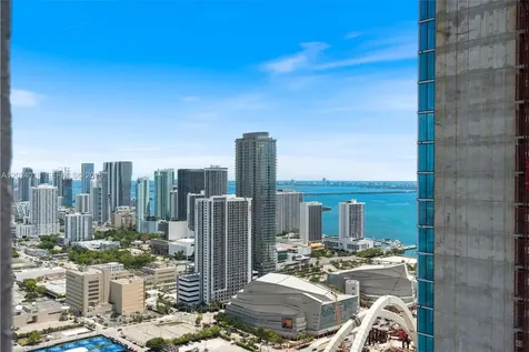 20 NE 11th 20 NE 11th Street Miami FL 33132