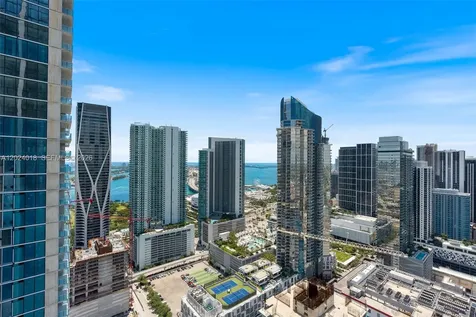 20 NE 11th 20 NE 11th Street Miami FL 33132