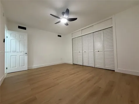 65 Washington Avenue Miami Beach FL 33139