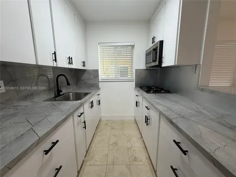 65 Washington Avenue Miami Beach FL 33139