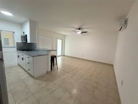 65 Washington Avenue Miami Beach FL 33139