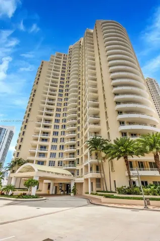 888 Brickell Key Drive Miami FL 33131
