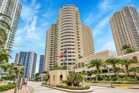 888 Brickell Key Drive Miami FL 33131