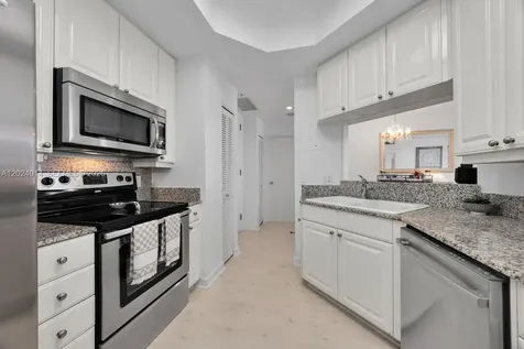888 Brickell Key Drive Miami FL 33131