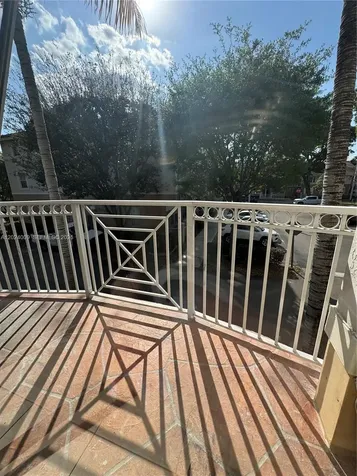 8936 W Flagler Street Miami FL 33174