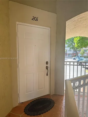 8936 W Flagler Street Miami FL 33174