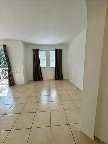 8936 W Flagler Street Miami FL 33174