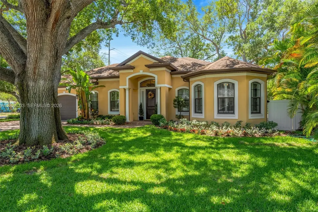3502 W Cherokee Avenue Tampa FL 33611