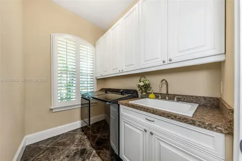 3502 W Cherokee Avenue Tampa FL 33611
