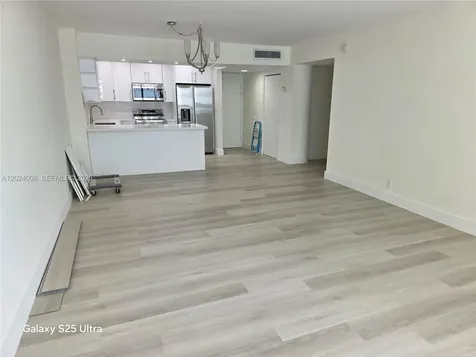 3725 S Ocean Drive Hollywood FL 33019